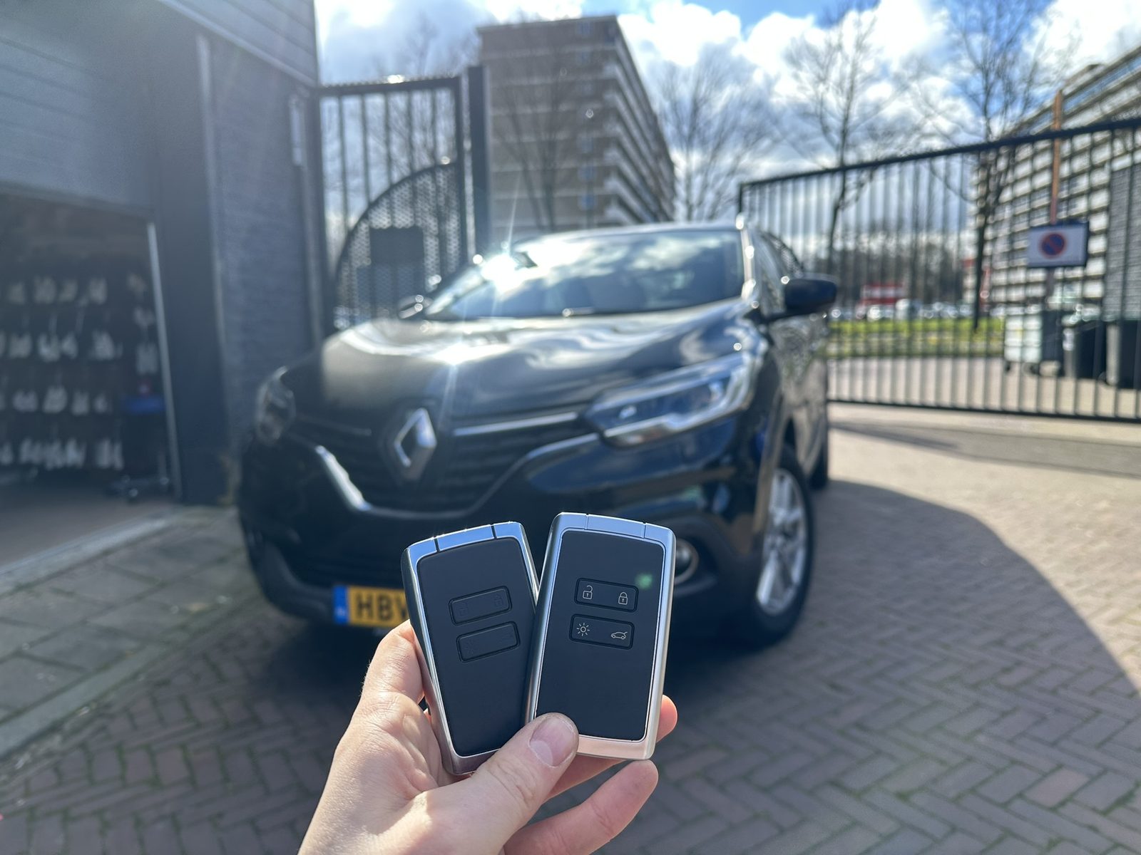 Twee Renault-sleutelkaarten bijgemaakt voor een Renault Kadjar